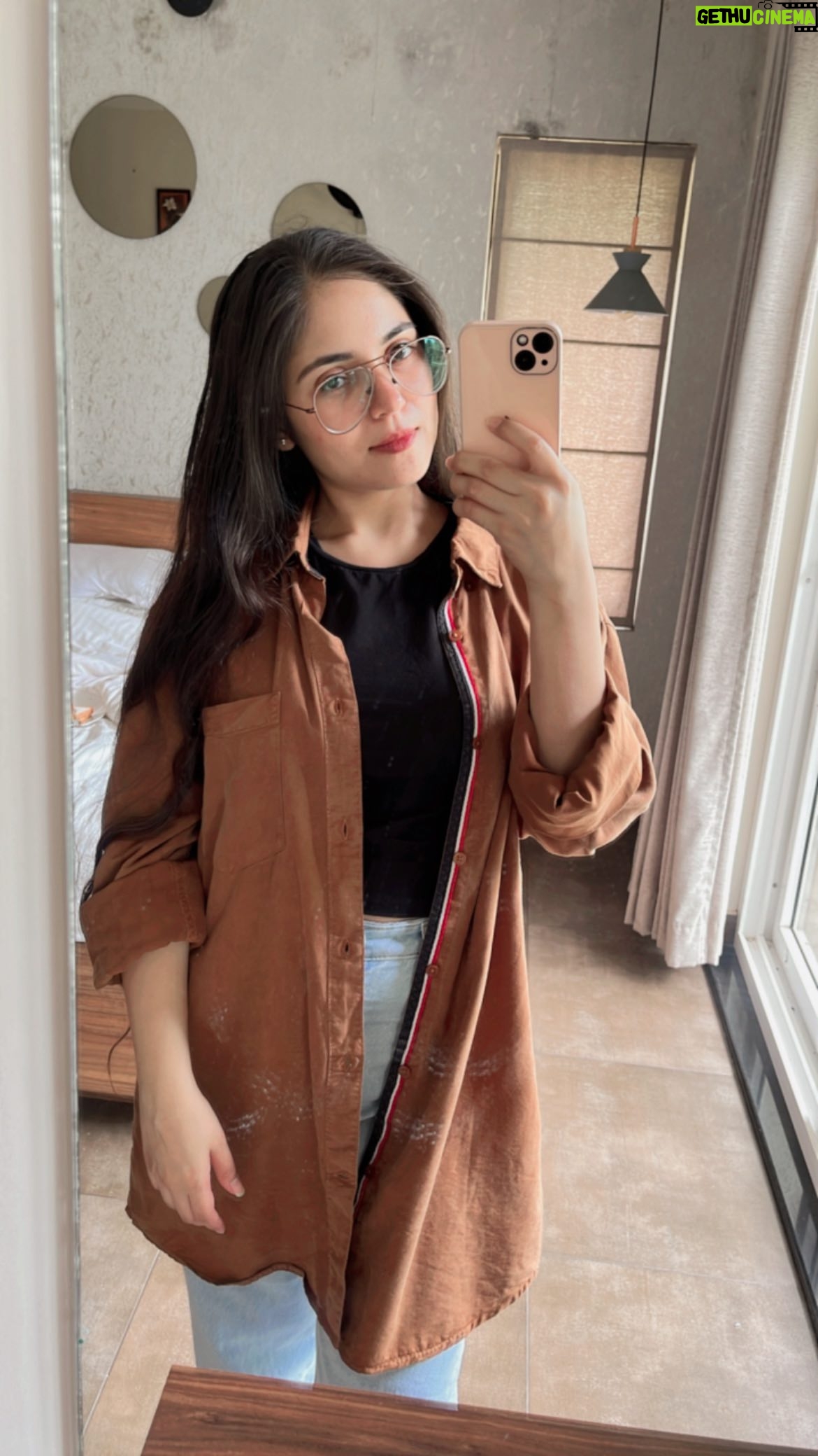 Khyati Sharma - 155.5K Likes - Waiting for comments😂
.
.
.
.
#reelsinstagram #reelsvideo #comedyvideos #comedyreels #reelitfeelit