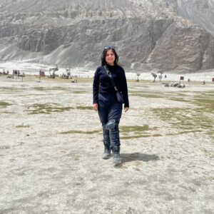 Khyati Sharma Instagram - Guess the location ! Hint- Yaha ATVs hoti hain 
.
.
.
[mountains, latest reels, viral reels, fyp, for you]
