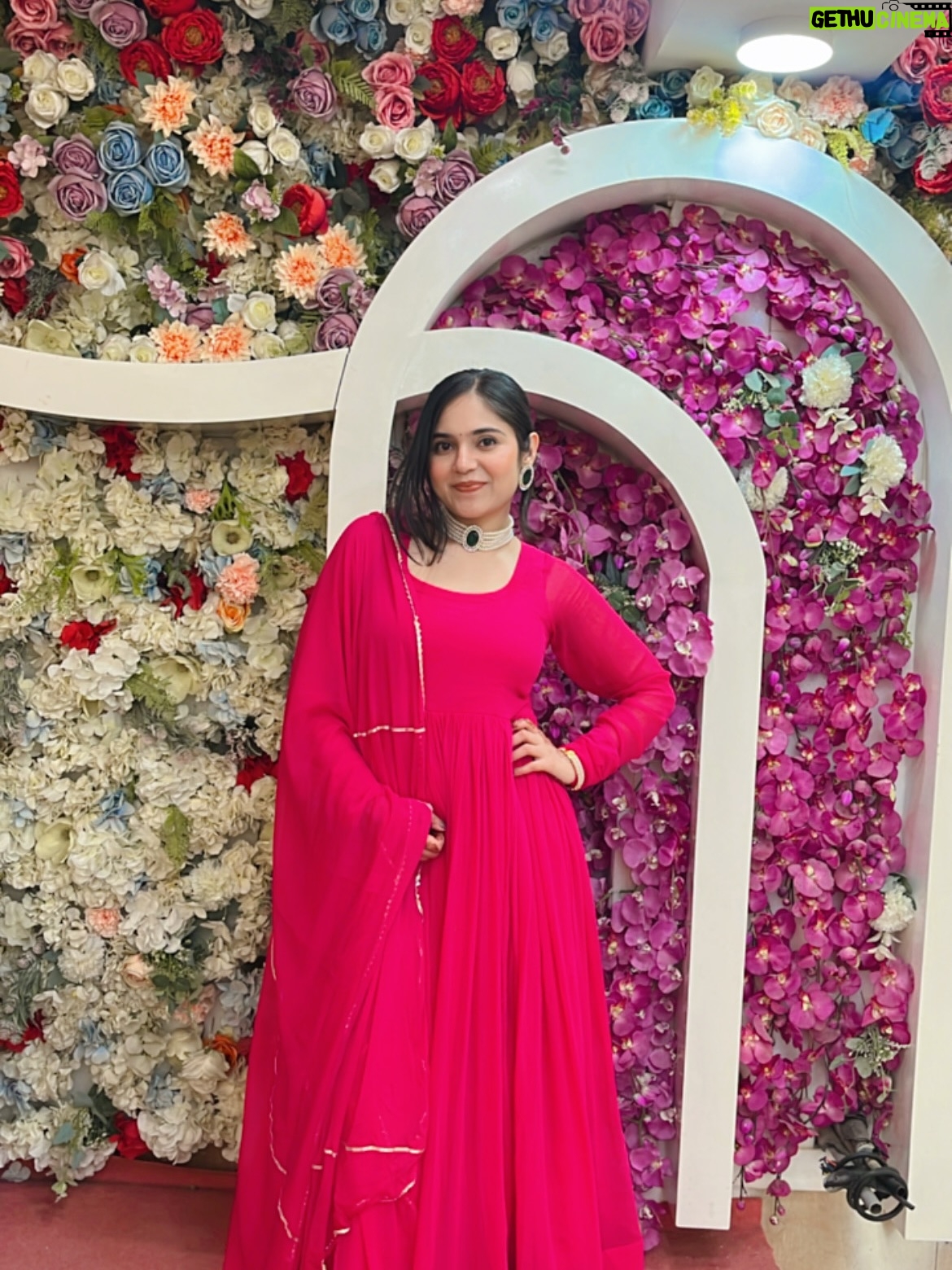 Khyati Sharma - 536 Likes - Waiting for shadi season so badly 🙊❤️
.
.
.
.
.
[static post, suit wear, Anarkali, trending, latest post, beautiful girls]