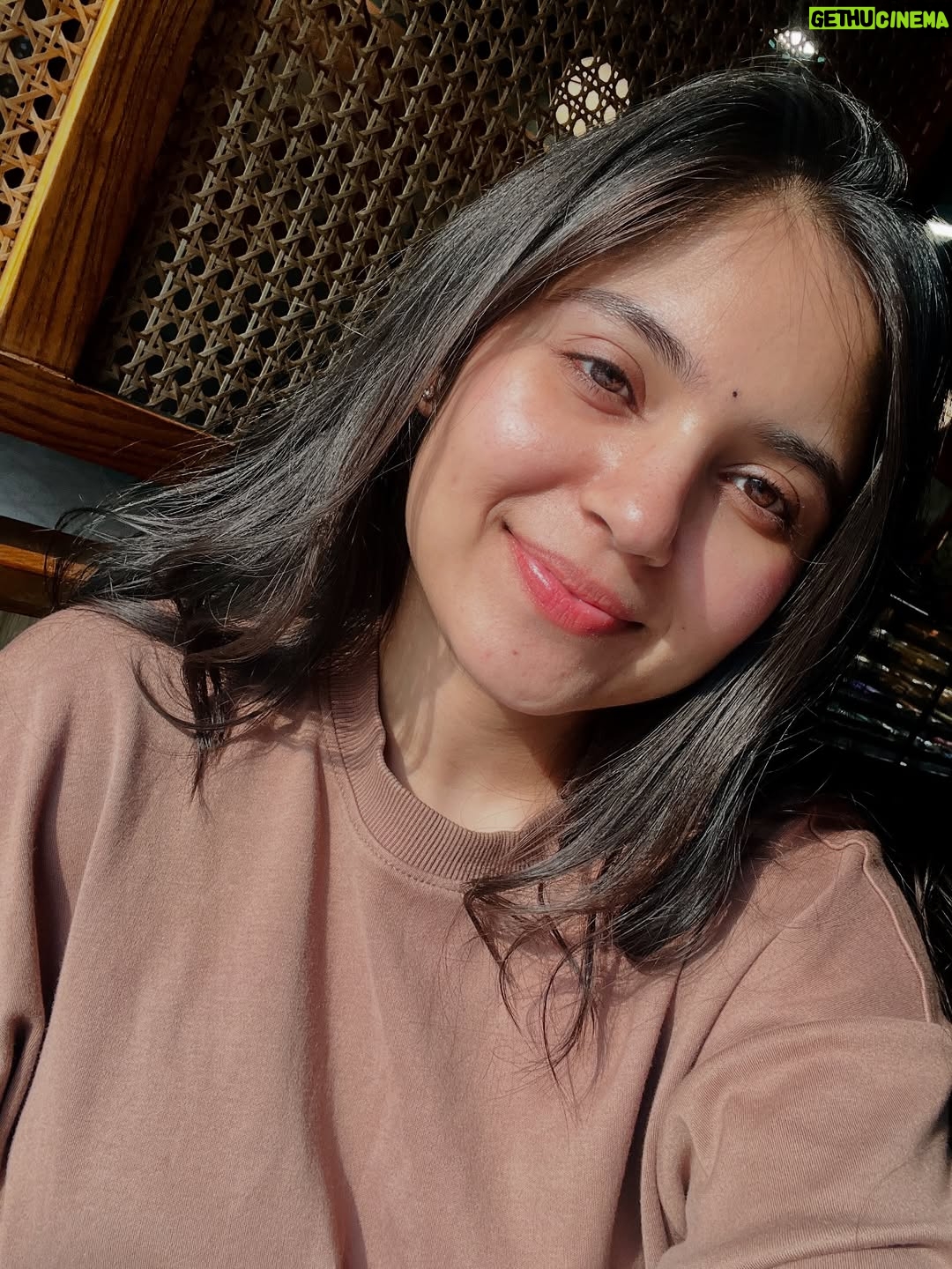 Khyati Sharma - 570 Likes - Is that Bindi real…?🫠 Also, straight out of gym and got landed in Haldirams 😂
.
.
.
.
.
[static post, cute girls, for you, latest post]