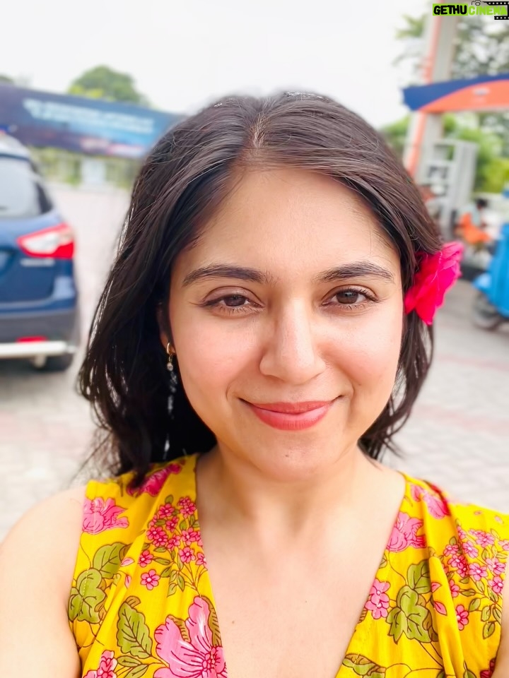 Khyati Sharma - 609 Likes - A peaceful chaos: Nainital in snippets ⛵🏞️
.
.
.
[nainital, mountains, hills, vacation, trending]