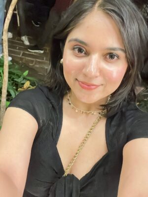 Khyati Sharma Instagram - That’s what real skin looks like, without filter and with some makeup/tint on. 
It’s not perfect like Paris filter, or what it looks like after full proof editing 
Real one is with open pores, dark spots, uneven skin tone, etc. 
Let’s not run after achieving ‘Perfection’ to look like some influencer on Instagram but improving our skin for what’s better for us.
.
.
.
[skin glow, natural glow, skin tint, healthy skin, skin treatment]