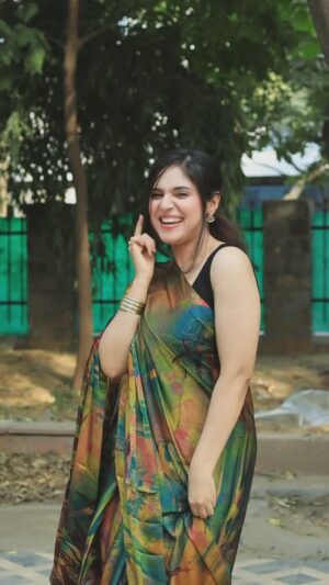 Khyati Sharma Instagram - Oh I loved shooting this ! 😋 
.
.
.
[ dance reels, dance videos, Bangalore blogger, Delhi blogger, model, actor, Delhi influencer, Bangalore influencer, saree girls ]
.
.
#khyatisharma #sareestyle #sareefashion #dancechallenge #dancevideo #dancereels #foryoupage #model #actor #delhiblogger #bangaloreblogger