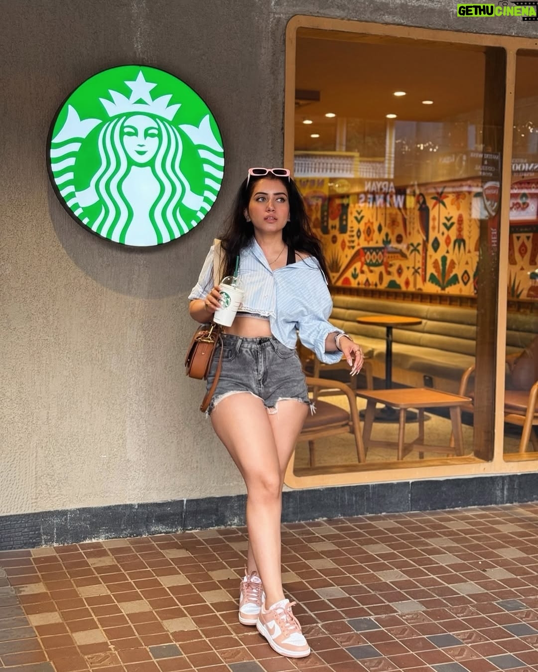 Kiara Fulra - 6K Likes - More expresso, less depresso ☕️