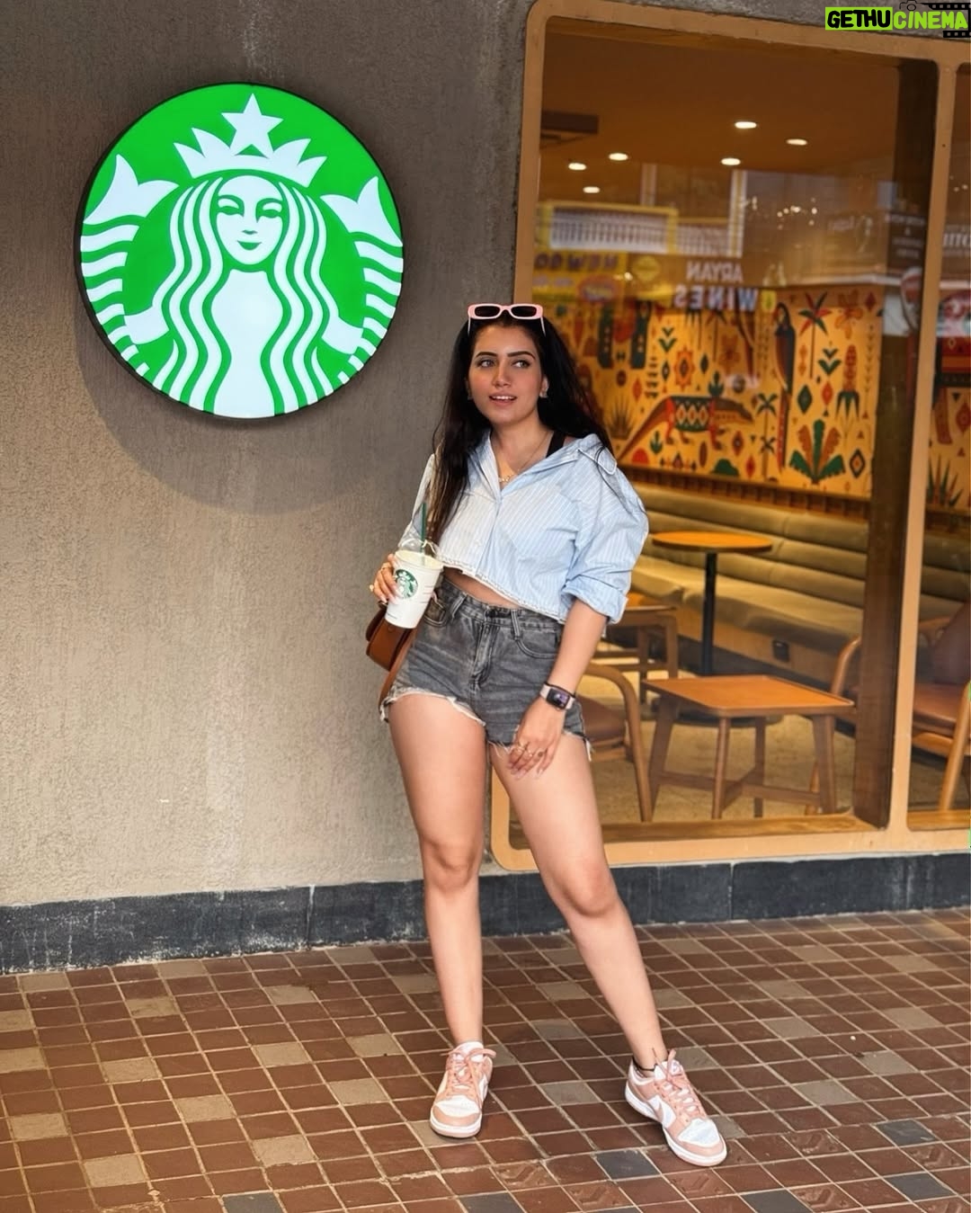 Kiara Fulra - 6K Likes - More expresso, less depresso ☕️