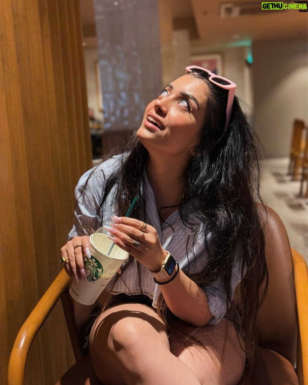 Kiara Fulra - 6K Likes - More expresso, less depresso ☕️