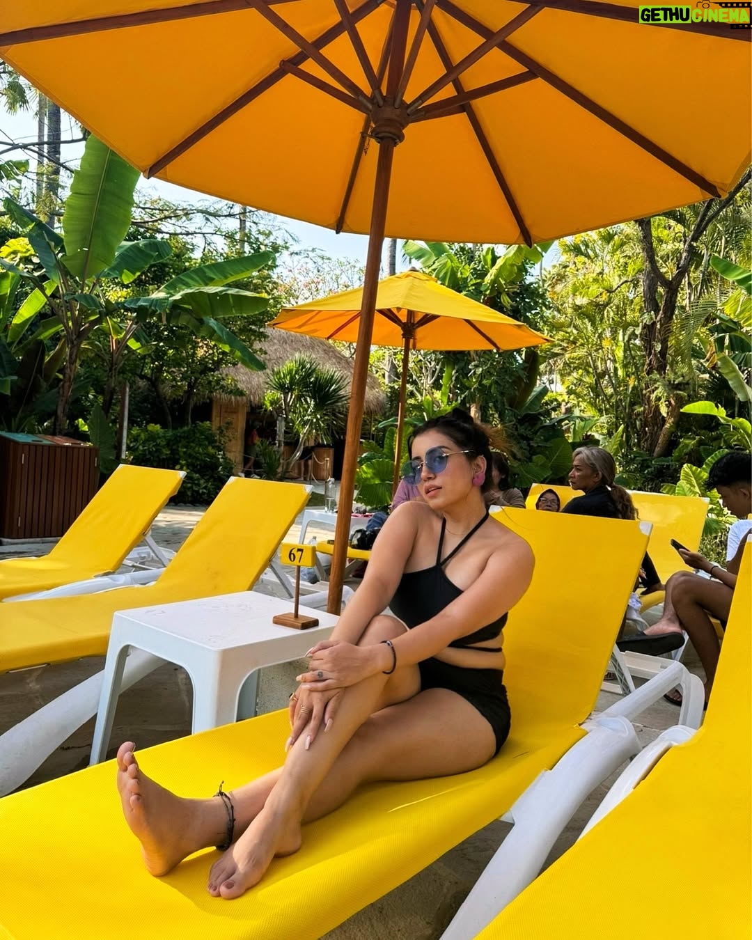 Kiara Fulra - 5.1K Likes - Bringing the heat in and out of the water 💙
.
#bali #indonesia