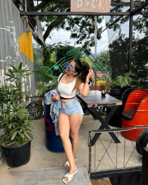 Kiara Fulra Instagram - Every flower has it’s own story 🥀
