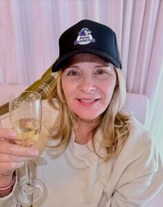 Actress Kim Cattrall HD Photos and Wallpapers September 2025