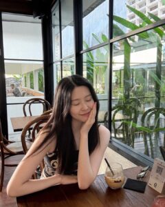 Actress Kim Min-ju HD Photos and Wallpapers June 2025