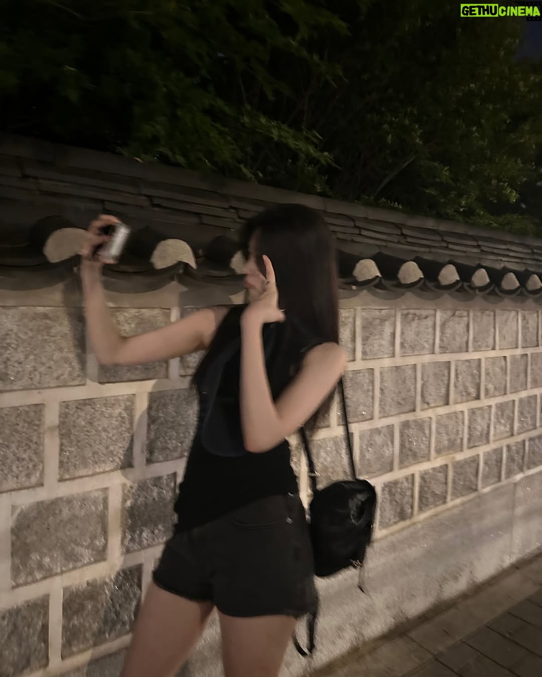 Kim Min-ju - 673.7K Likes - 너무덥따
