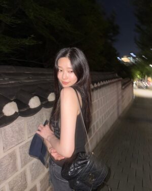 Kim Min-ju Instagram - 너무덥따