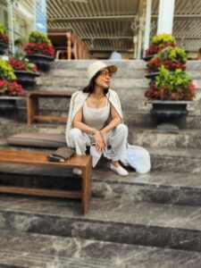 Actress Kim Sharma HD Photos and Wallpapers January 2026
