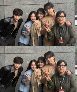 Kim Yi-kyeong Instagram - 생일선물 같았던 이번 부산국제영화제의 순간들 🎞️
함께 할수 있어서 행복했습니다
#친애하는x 11.6 tving OPEN 🖤
🙅♀️❌❌❌