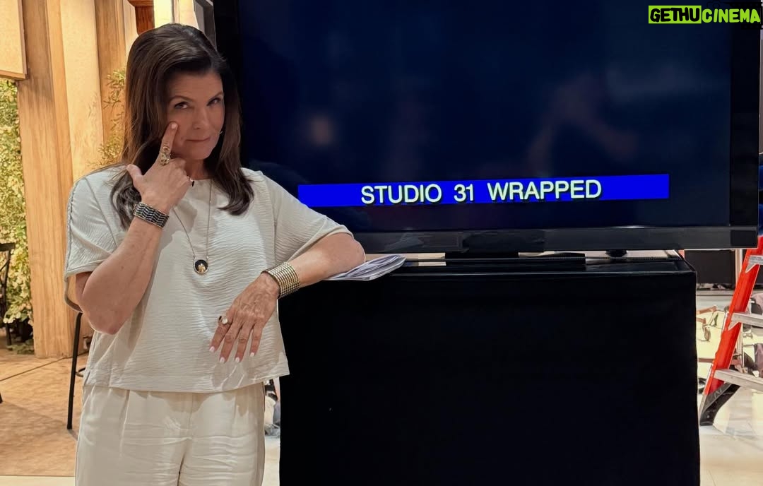 Kimberlin Brown - 2.7K Likes - Yesterday was our last day filming at the old CBS Studios. We say goodbye to stage 31 and look forward to our new home at Sunset Las Palmas Studios. :-) #change #changeisgood  #newstudio #movingon @boldandbeautifulcbs @lisawintherhuston @lsaintvic @romypark @stephpaughhair @itsalexisreyes @kar_buff @dannidoeslife @johntmccook