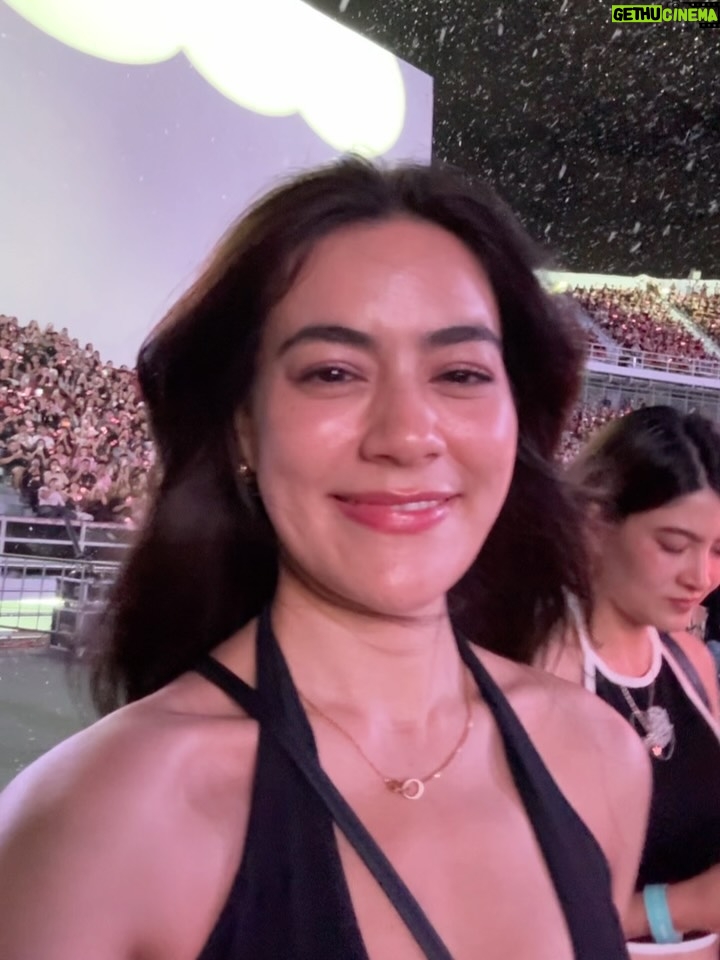 Kimberly Ann Voltemas - 362.2K Likes - Still smiling from last night my heart is so full 🥹💖 first time watching you all perform live!! 🥰 what a show!! So much talent, love, energy and joy on one stage🖤💖✨ Kimmy is Officially a Blink!! #blackpink_deadline_in_bangkok