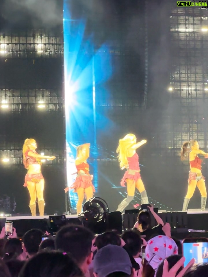 Kimberly Ann Voltemas - 362.2K Likes - Still smiling from last night my heart is so full 🥹💖 first time watching you all perform live!! 🥰 what a show!! So much talent, love, energy and joy on one stage🖤💖✨ Kimmy is Officially a Blink!! #blackpink_deadline_in_bangkok