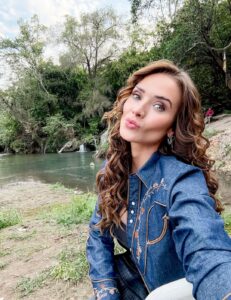 Actress Kimberly Dos Ramos HD Photos and Wallpapers June 2025