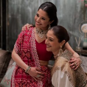 Kinjal Rajpriya Instagram - She holds every frame she is in ! What an Artist 🤌
With her TIMELESS GRACE, a true CLASSIC ✨
And today, I saw that for real 😍 totally stunned !!
@tabutiful such an absolute delight meeting you Lady !
P.S- I love the way you are 🧿 can’t wait to see you again.
Always an inspiration ❤️