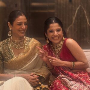 Kinjal Rajpriya Instagram - She holds every frame she is in ! What an Artist 🤌
With her TIMELESS GRACE, a true CLASSIC ✨
And today, I saw that for real 😍 totally stunned !!
@tabutiful such an absolute delight meeting you Lady !
P.S- I love the way you are 🧿 can’t wait to see you again.
Always an inspiration ❤️