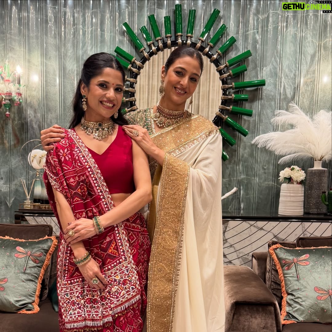 Kinjal Rajpriya - 28.4K Likes - She holds every frame she is in ! What an Artist 🤌
With her TIMELESS GRACE, a true CLASSIC ✨
And today, I saw that for real 😍 totally stunned !!
@tabutiful such an absolute delight meeting you Lady !
P.S- I love the way you are 🧿 can’t wait to see you again.
Always an inspiration ❤️