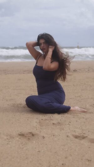 Kirti Bhatia Instagram - Let me show you what you’re missing 👀
.
.
.
.
#reels #reelsinstagram #instagram #instagood #fyp #foryou #explorepage #explore
