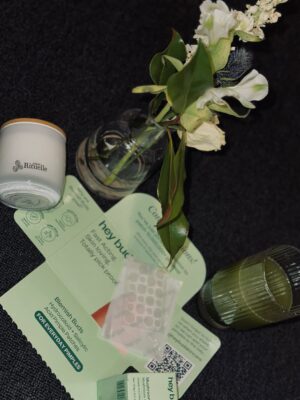 Kirti Bhatia Instagram - Say goodbye to surprise breakouts with @heybudskincare #10millionbuds 🌿 Their pimple patches are my new skin saviour 💚
#heybudskincare #foryou #explore #trend #insta #skincare #melbourne