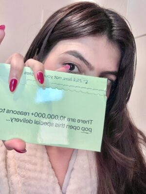 Kirti Bhatia Instagram - Say goodbye to surprise breakouts with @heybudskincare #10millionbuds 🌿 Their pimple patches are my new skin saviour 💚
#heybudskincare #foryou #explore #trend #insta #skincare #melbourne