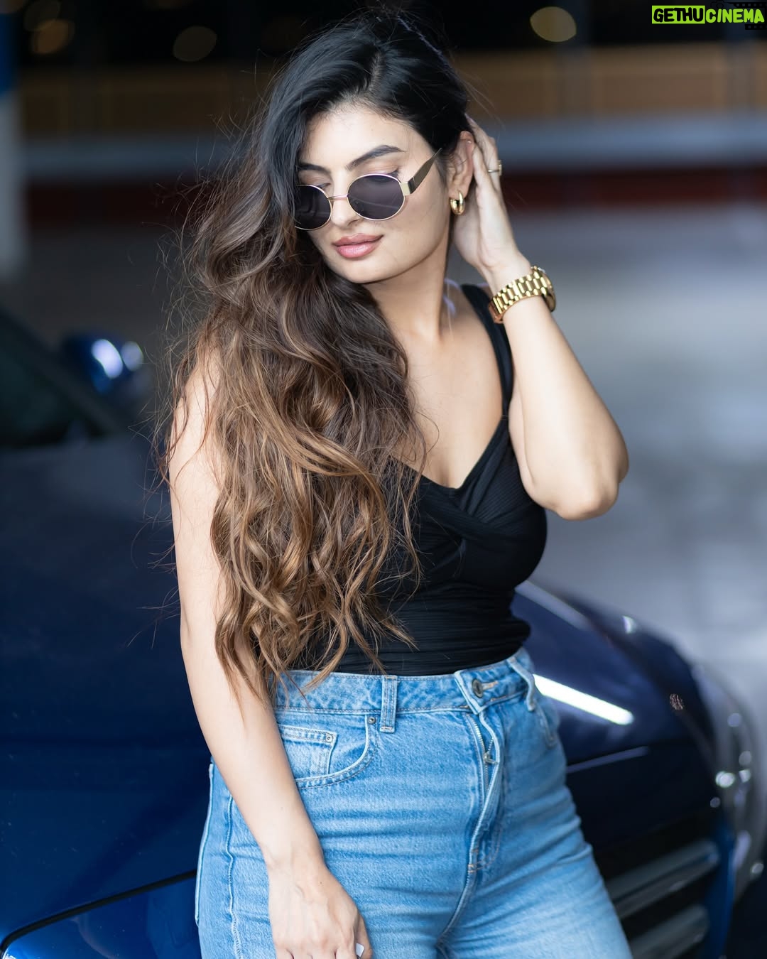 Kirti Bhatia - 3 Likes - Get in, loser. We’re going shopping 🛒 👀
📷- @moonshotdigitals 
.
.
.
.
#pic #picoftheday #trend #foryou #explore #instagood #instagram #instadaily #style #fashion #photography