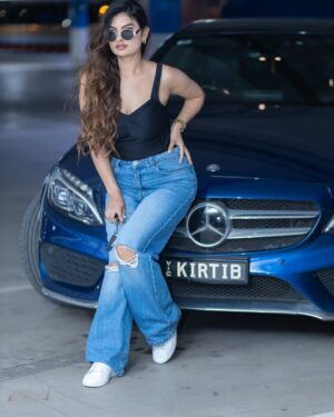 Kirti Bhatia Instagram - Get in, loser. We’re going shopping 🛒 👀
📷- @moonshotdigitals
.
.
.
.
#pic #picoftheday #trend #foryou #explore #instagood #instagram #instadaily #style #fashion #photography