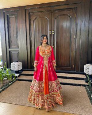 Kirti Rawat Instagram - Proof that extra is an art form🧡