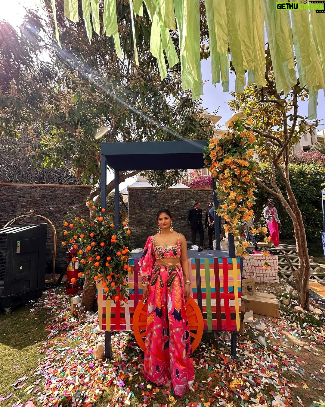 Kirti Rawat - 47.6K Likes - Cotton candy mood🩷🤹🏻‍♀️💃🪭