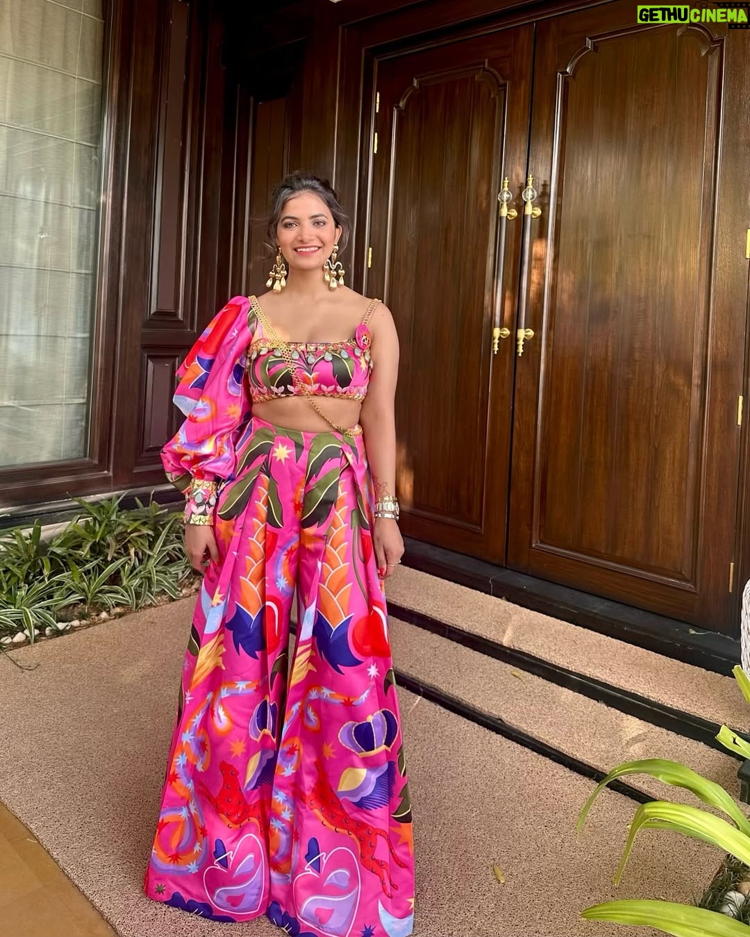 Kirti Rawat - 47.6K Likes - Cotton candy mood🩷🤹🏻‍♀️💃🪭