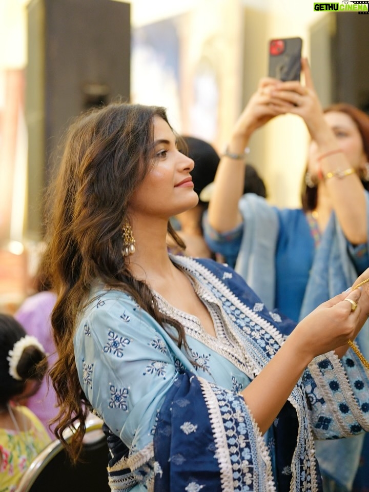 Kirti Rawat - 29.5K Likes - 💙