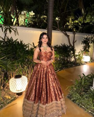 Kirti Rawat Instagram - here to bless the wedding album🙈♥️