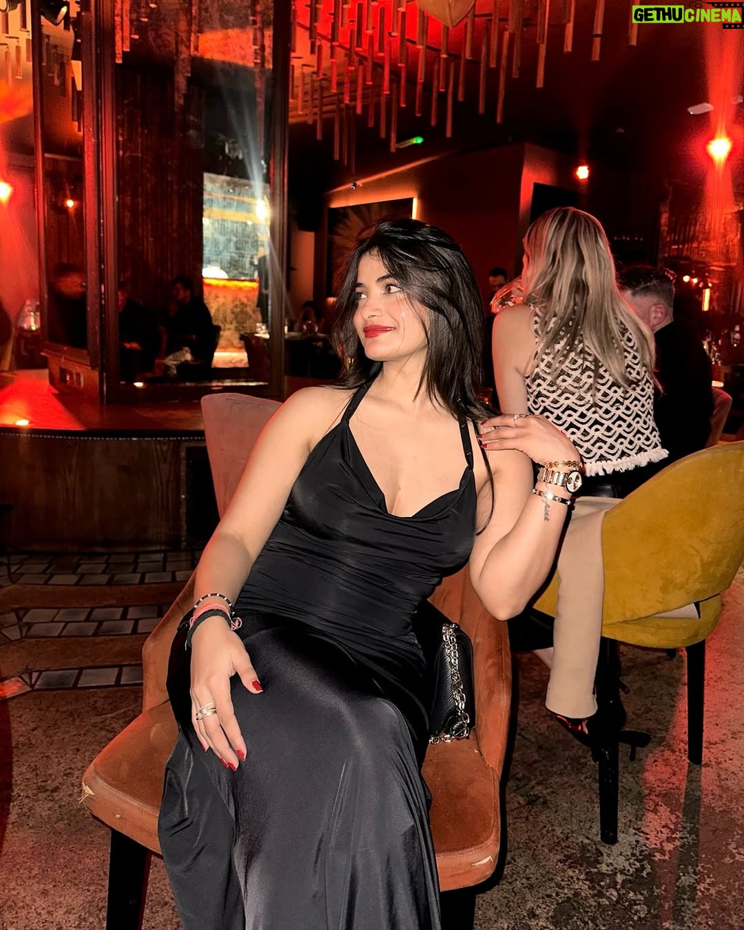 Kirti Rawat - 33.6K Likes - Just a reminder🥂♥️