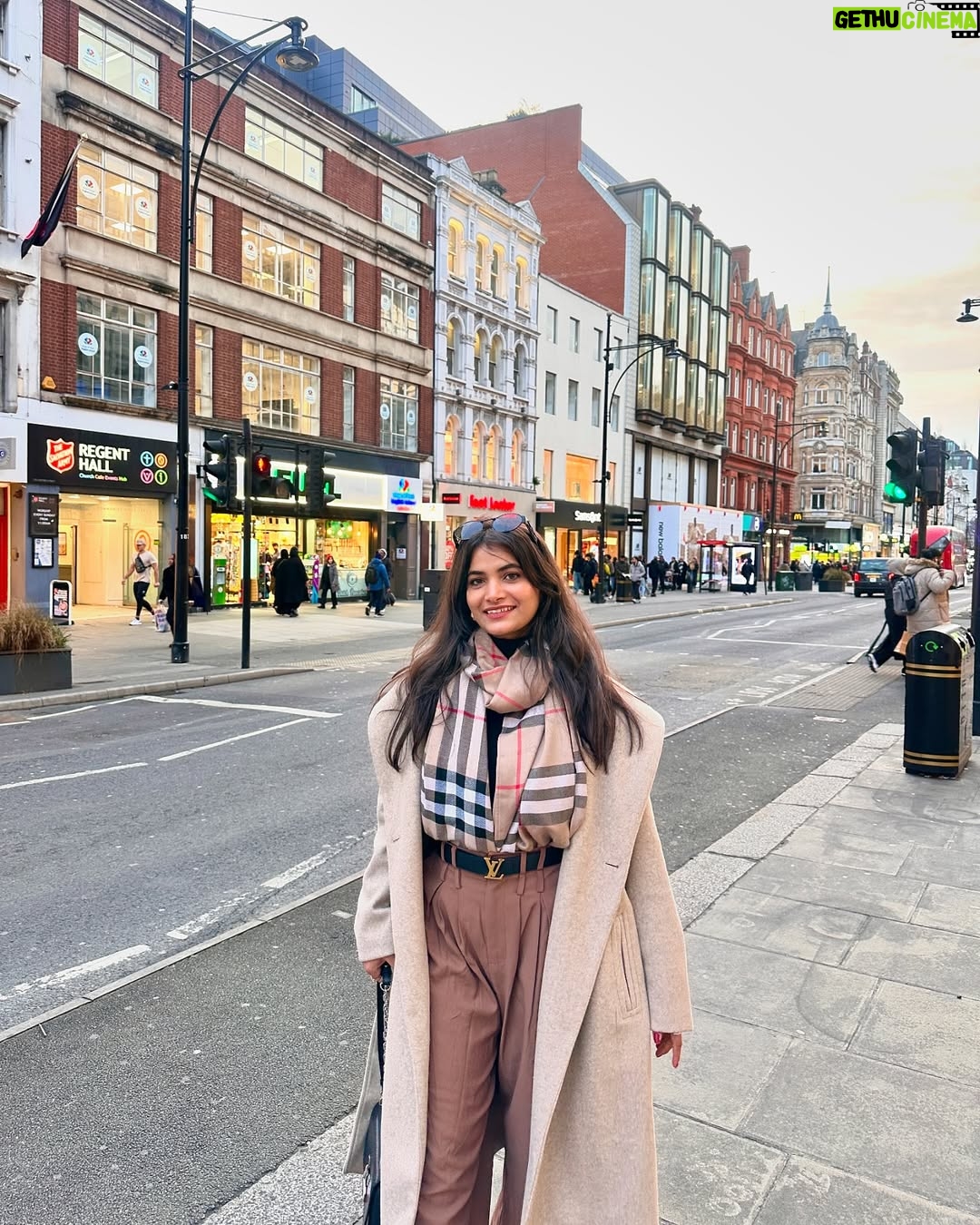 Kirti Rawat - 32K Likes - ☕️🤎