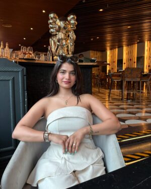 Kirti Rawat Instagram - calm before the compliments🩶