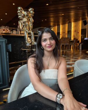 Kirti Rawat Instagram - calm before the compliments🩶