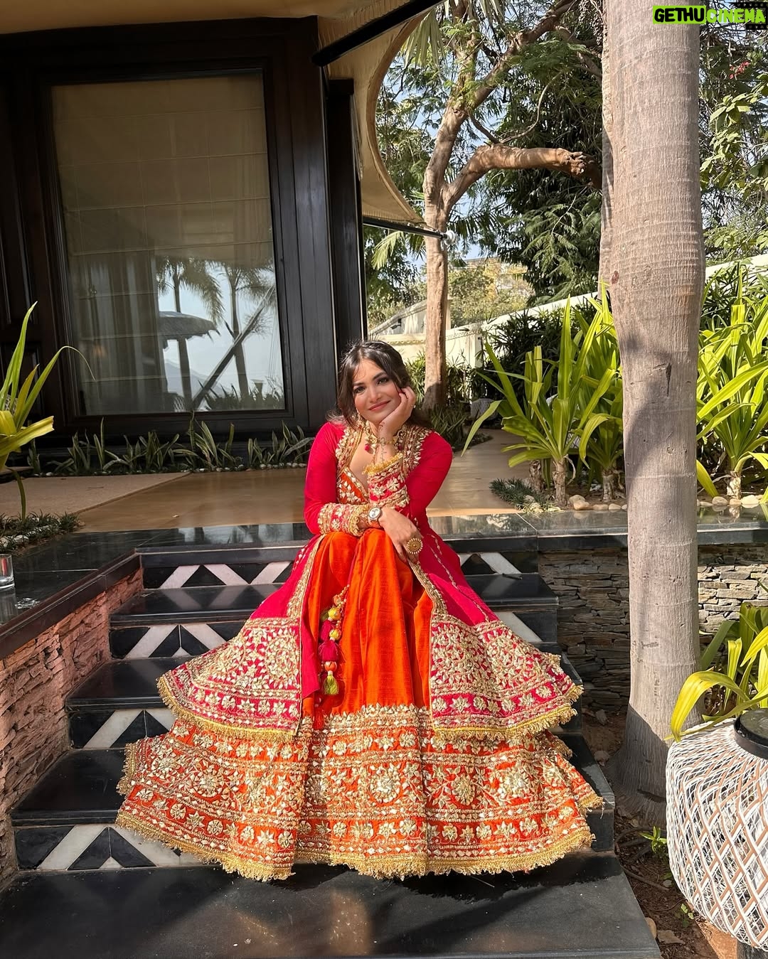 Kirti Rawat - 91.2K Likes - Proof that extra is an art form🧡