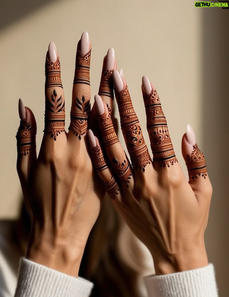 Kiwi Tandon - 147.9K Likes - Save & share with all mehndi lovers ✨♥️

I don’t know if it’s just me, but more than the palm I always get excited for the backhand …that’s where it shows the most🥰 

Source : Pinterest 

( mehndi henna designs , hand Mehndi aesthetic, hand Mehndi , karwachauth Mehndi , bridal Mehndi , teen Mehndi , minimal Mehndi designs, simple Mehndi design , simple henna designs) 
#hennamehndi #mehndiidea #mehndidesigns #hennadesigns #karwachauthmehndi #bridalhenna #bridalmehndidesigns #simplemehndi #minimalmehndi #simplehennadesign #minimalhenna