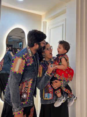 Komal Gudan Instagram - Day-2 Navratri”2025🥁
Proof that we can coordinate outfits… but not opinions 😅 #FamilyButSarcastic #FestiveChaos #dandiyaedition #trendingsongs #fyppp #viralpost❤️ #garbalovers❤️ #navratri❤️ #day2