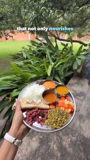 Komal Gudan Instagram - This wasn’t just a content creator retreat — it was a journey inward. Under the gaze of Adiyogi, surrounded by silence and stillness, I experienced something I can’t put into words. Meditation, Murli classes, tree plantation, soulful food — every moment at Isha Foundation reminded me that there’s a deeper way to live. Grateful beyond words for this opportunity. This place doesn’t just touch your mind, it transforms your being.
#Adiyogi #IshaFoundation #ContentCreatorRetreat #JourneyWithin
#explore #Reels #trending #explorepage