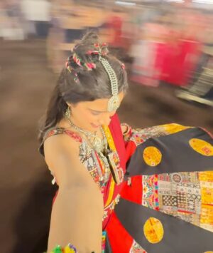 Komal Gudan Instagram - Navratri”25 ❤️
Day 1 of dandiya and my outfit already danced more than I did 💃✨ #DandiyaNight #NavratriVibes #GarbaGlow #OutfitOnPoint #Day1Done #FestiveSeason #DesiVibes #Navratri2025 #garbalook #trendinsong #viralpost❤️ #fyppp