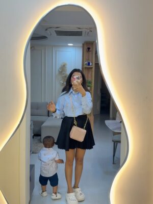 Komal Gudan Instagram - Date with M.A.M.A.S. 😍❤️🌸
#boymama #Mama #Reels #Explore #Reels #Post