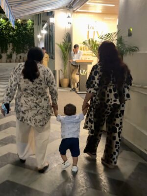 Komal Gudan Instagram - Date with M.A.M.A.S. 😍❤️🌸
#boymama #Mama #Reels #Explore #Reels #Post