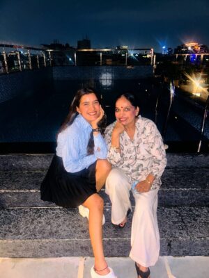 Komal Gudan Instagram - Date with M.A.M.A.S. 😍❤️🌸

#boymama #Mama #Reels #Explore #Reels #Post