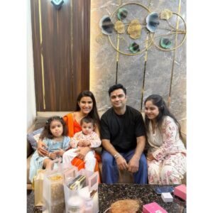 Komal Gudan Instagram - Rakhi Rich 🤑

[ rakhi, Rakshabandhan, explore, reels , Trending, Reel, Rakhi reels, ]