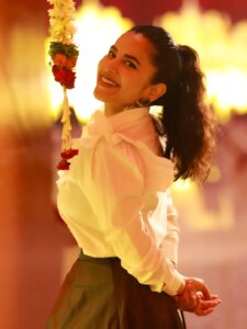 Actress Komalee Prasad HD Photos and Wallpapers August 2025