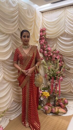 Krishika Lulla Instagram - Like a red saree that ignites the night,  by @monishajaising  and jewelry that adorns the heart,  By @jet_gems  may your love shine brighter than the stars on this Karva Chauth. Wishing you a day filled with devotion, beauty, and the warmth of eternal love. ❤️🌕#karvachauth2025🌙🌝❤️ #Love #traditional_look